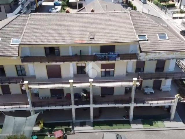 Palazzo in vendita a Rotondi, Campania