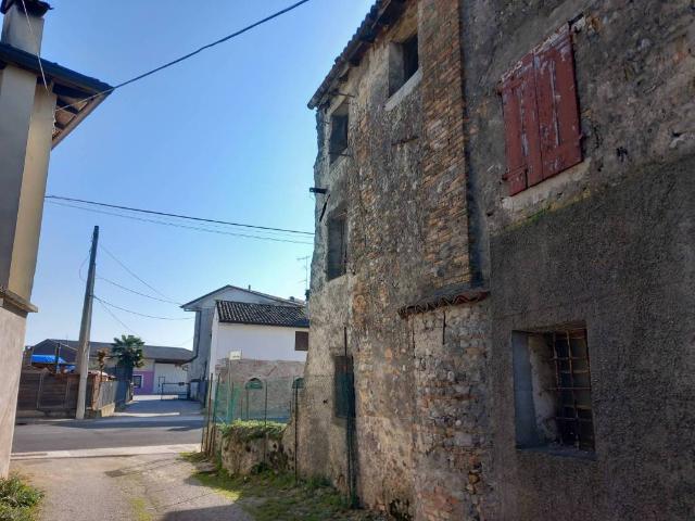 Palazzo in vendita a Ruda, Friuli-Venezia Giulia
