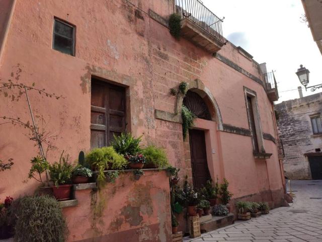 Palazzo in vendita a Puglia, Lecce