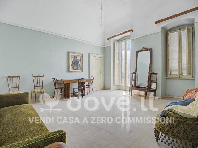 Palazzo in vendita a Puglia, Bari