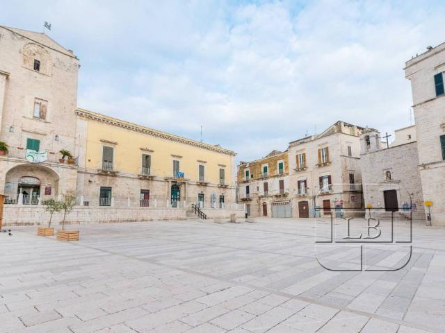 Palazzo in vendita a Puglia, Bari