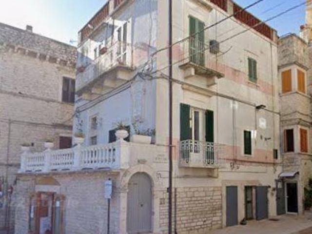 Palazzo in vendita a Ruvo Di Puglia, Bari