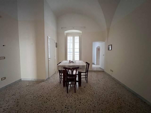 Palazzo in vendita a Puglia, Bari