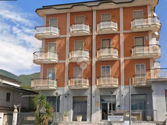 Palazzo in vendita a Sala Consilina, Campania