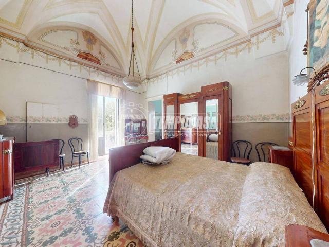 Palazzo in vendita a Puglia, Lecce