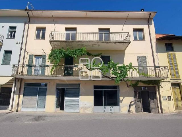 Palazzo in vendita a Comunità Montana Parco Alto Garda bresciano, Salò