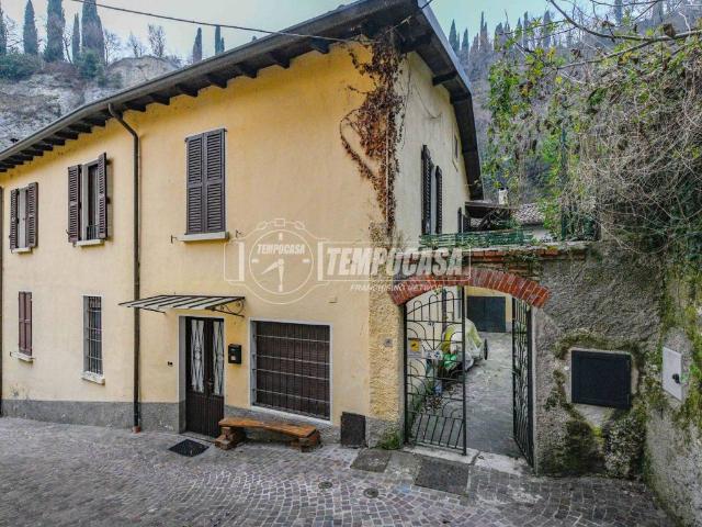 Palazzo in vendita a Comunità Montana Parco Alto Garda bresciano, Salò