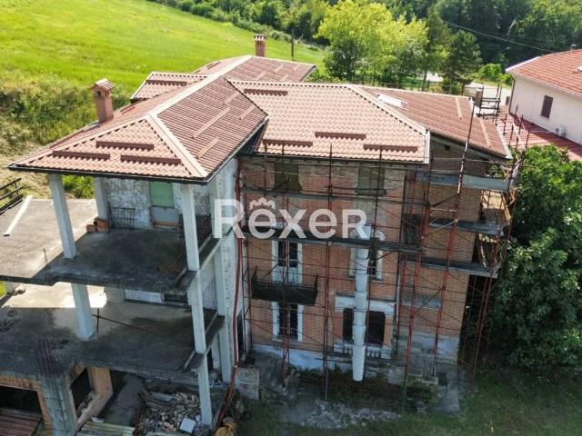 Palazzo in vendita a Salsomaggiore Terme, Reggio Emilia
