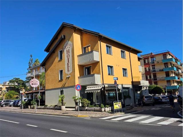 Palazzo in vendita a San Bartolomeo Al Mare, Liguria