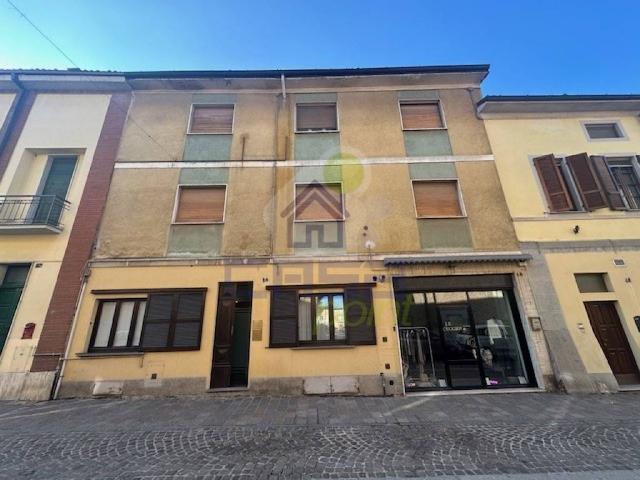 Palazzo in vendita a San Colombano Al Lambro, Lombardia
