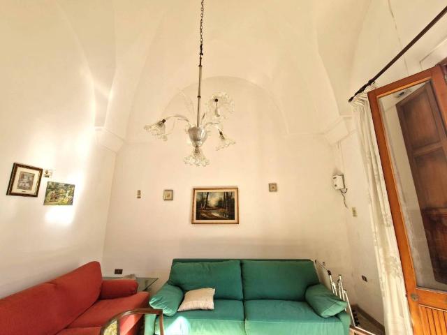Palazzo in vendita a Puglia, Lecce