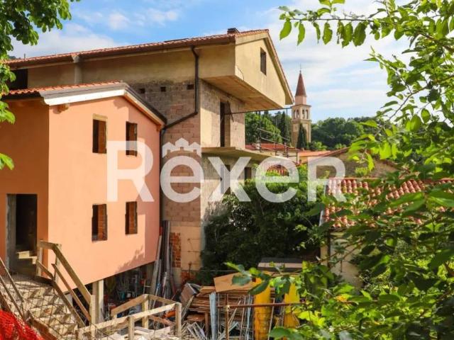 Palazzo in vendita a Dolina, San Dorligo della Valle / Dolina