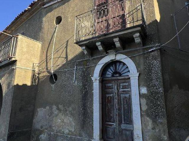 Palazzo in vendita a San Fratello, Sicilia