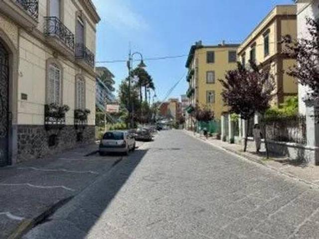 Palazzo in vendita a San Giorgio a Cremano, Napoli