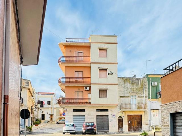 Palazzo in vendita a Puglia, Taranto