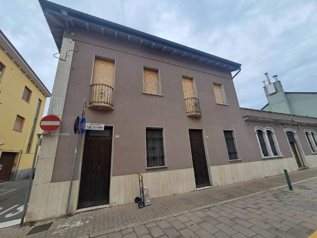 Palazzo in vendita a San Giorgio Su Legnano, Lombardia