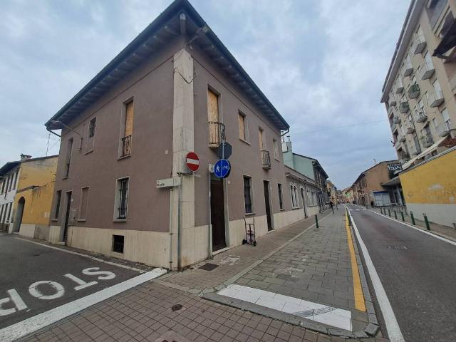 Palazzo in vendita a San Giorgio Su Legnano, Lombardia