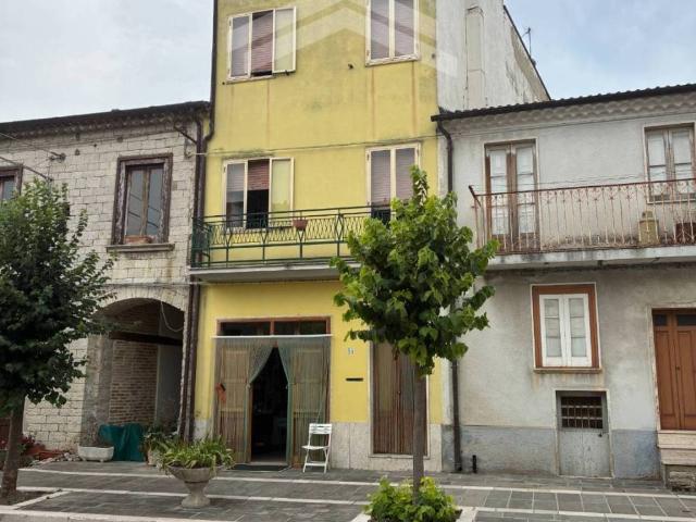 Palazzo in vendita a San Giovanni In Galdo, Molise