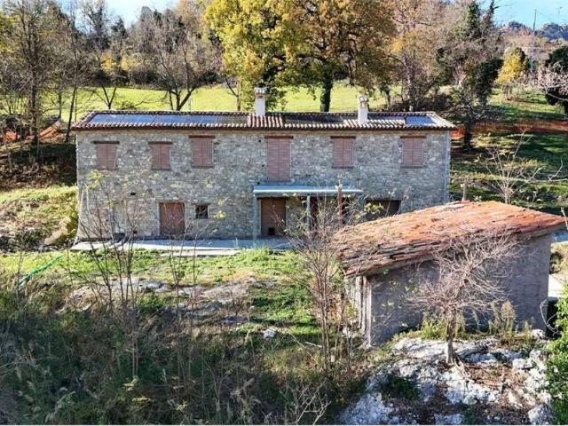 Palazzo in vendita a Unione di comuni Valmarecchia, San Leo