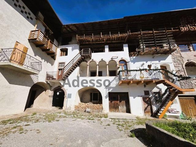 Palazzo in vendita a Comunità delle Giudicarie, Dorsino