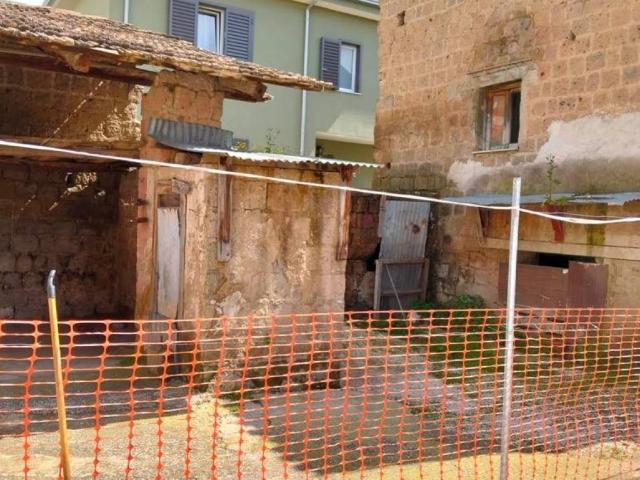 Palazzo in vendita a San Marco Evangelista, Campania