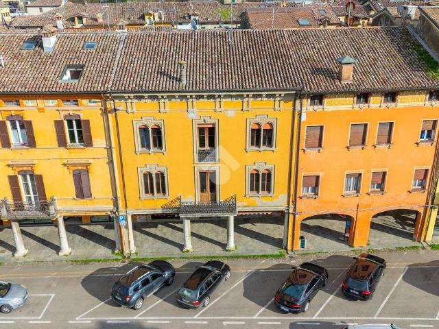 Palazzo in vendita a Pianura Reggiana, Re