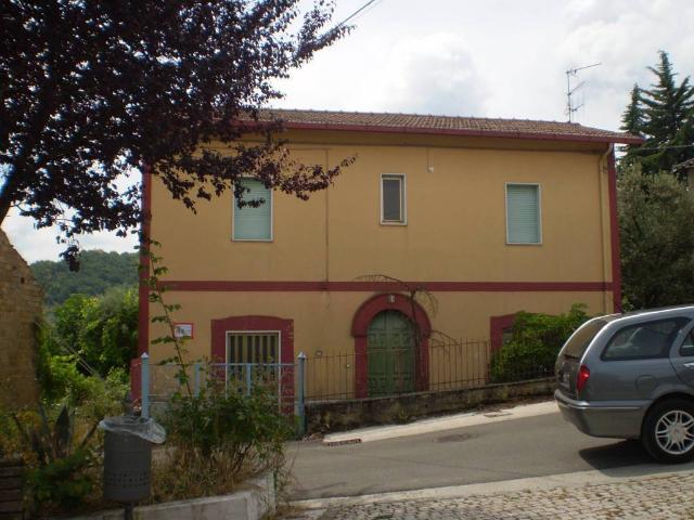 Palazzo in vendita a San Martino Sannita, Campania