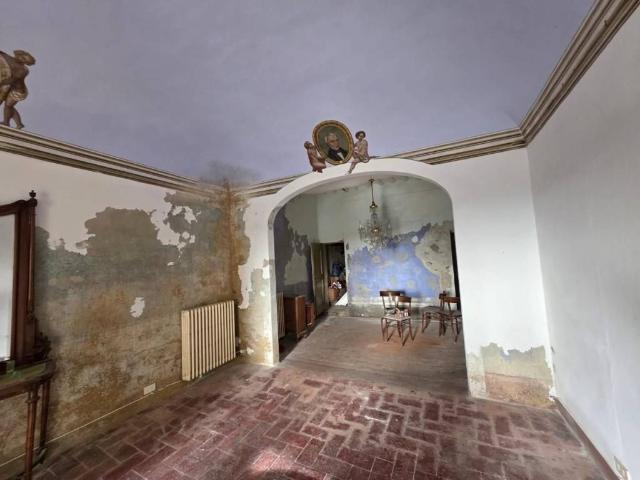 Palazzo in vendita a La Scala, San Miniato