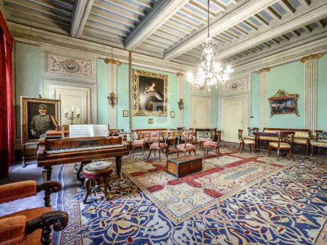 Palazzo in vendita a La Scala, San Miniato