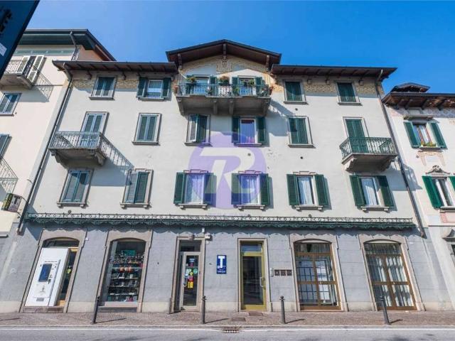 Palazzo in vendita a Comunità Montana della Valle Brembana, San Pellegrino Terme