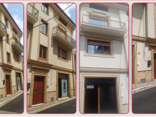 Palazzo in vendita a Centro Storico, San Salvo
