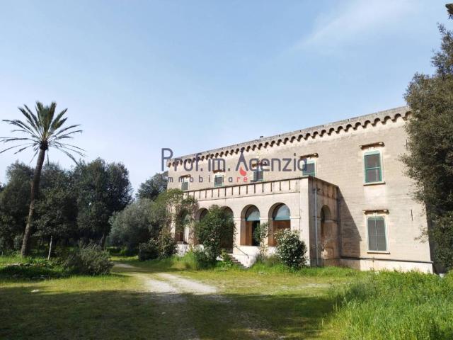 Palazzo in vendita a Puglia, Brindisi
