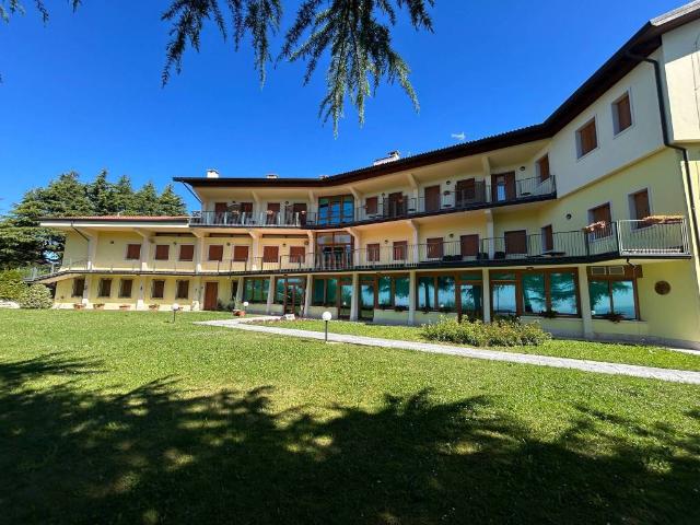 Palazzo in vendita a San Zeno Di Montagna, Veneto