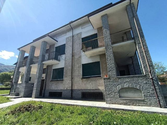 Palazzo in vendita a Piemonte, Cuneo