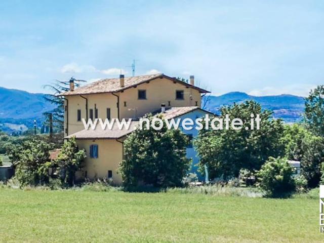 Palazzo in vendita a Giardino, Sansepolcro