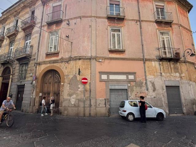 Palazzo in vendita a Sant'Andrea dei Lagni, Santa Maria Capua