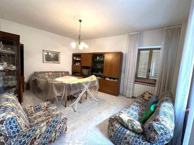 Palazzo in vendita a Calabria, Cosenza