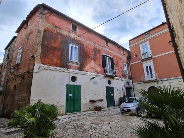 Palazzo in vendita a Centro Storico, Sant'agata De' Goti