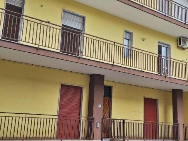 Palazzo in vendita a Sant'antimo, Napoli