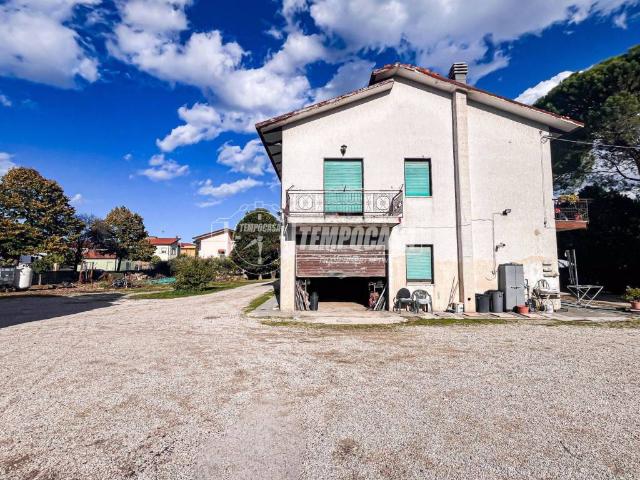 Palazzo in vendita a Unione di comuni Valmarecchia, Santarcangelo Di