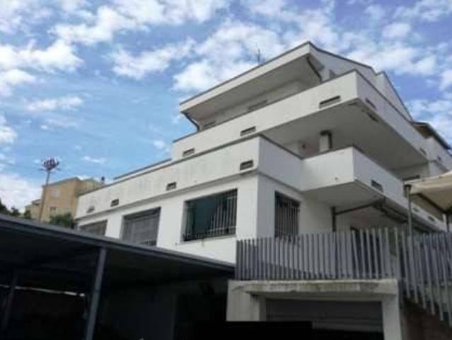 Palazzo in vendita a Santa Caterina I, Marche