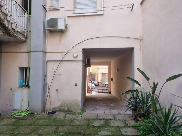 Palazzo in vendita a Cappuccini, Cala Di Volpe