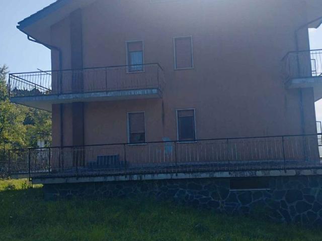 Palazzo in vendita a Sassello, Liguria