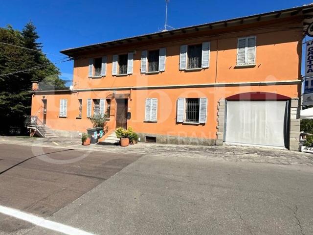 Palazzo in vendita a Unione dei comuni Valli del Reno, Lavino e Samoggia, Sasso Marconi