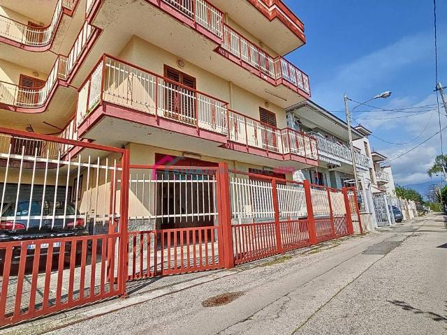 Palazzo in vendita a Saviano, Campania