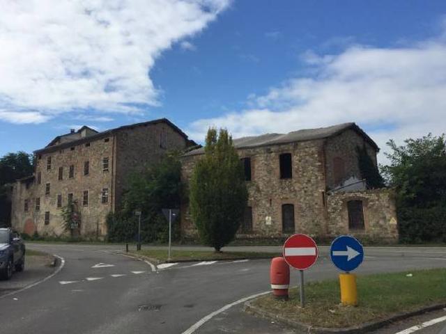 Palazzo in vendita a Unione di comuni Terre di Castelli, Savignano Sul Panaro