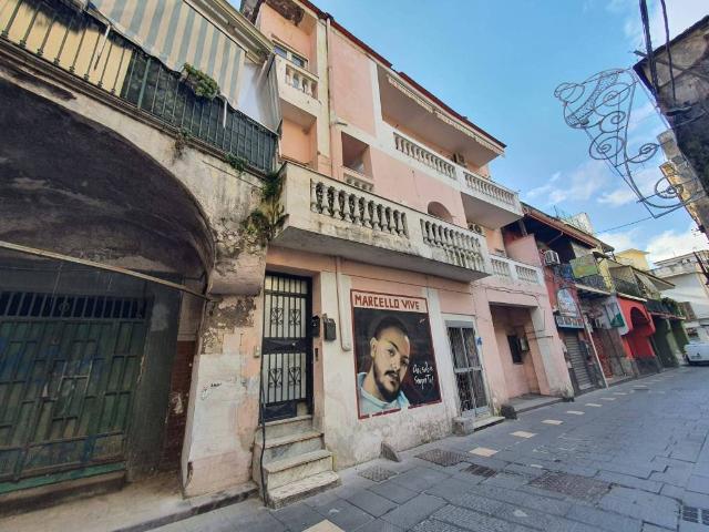 Palazzo in vendita a Scafati, Campania