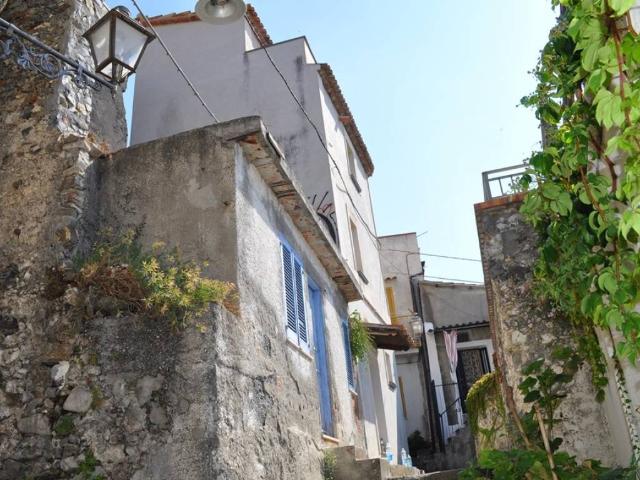 Palazzo in vendita a Centro Storico, Calabria