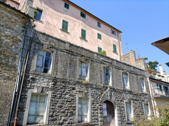 Palazzo in vendita a Scansano, Toscana