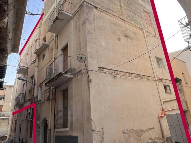 Palazzo in vendita a Perriera, Sciacca
